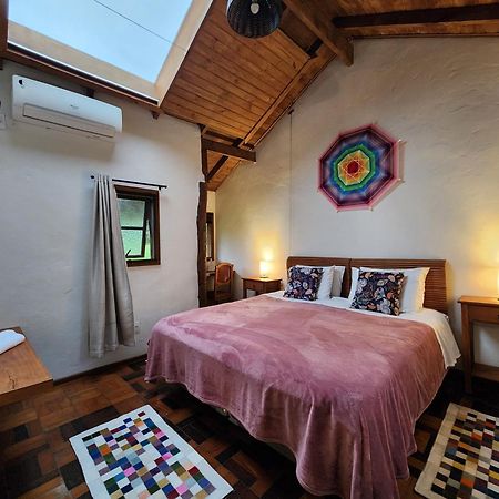 Sitio Pe Na Terra - Retiros E Hospedagens Hotell Novo Hamburgo Exteriör bild